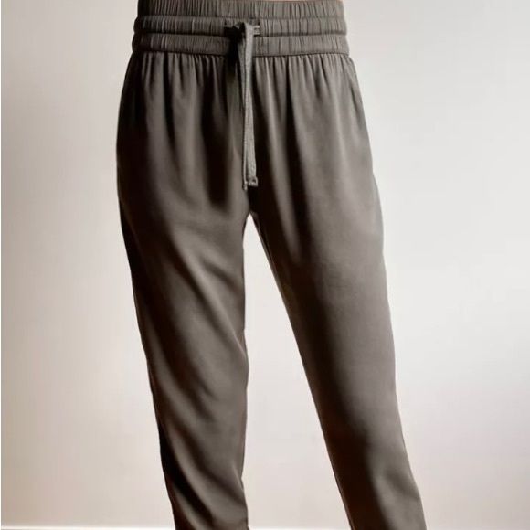 Aritzia Sunday Best Grenville Pant - Picture 6 of 8